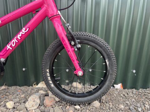 Forme Cubley 14" Kids Bike - Pink – GRADE C for sale in Yorkshire and The Humber by Club Bikes on SHIFTA marketplace. Top quality second-hand bikes online.
