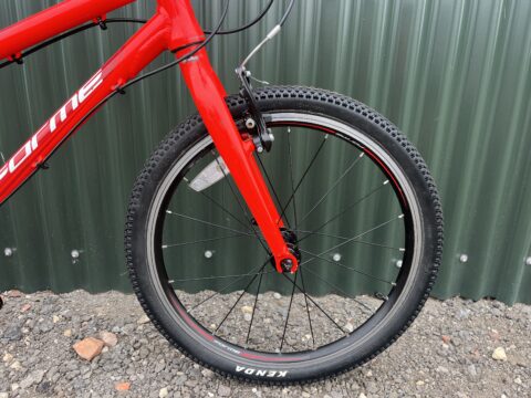 Forme Kinder MX20 Kids Bike - Red – Grade C for sale in Yorkshire and The Humber by Club Bikes on SHIFTA marketplace. Top quality second-hand bikes online.