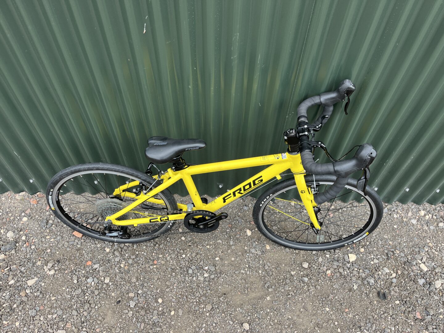 Frog Bikes ジュニア用クロスバイク Frog 58 Kids Road Bike – Grade B - Tour De France - SHIFTA BIKE