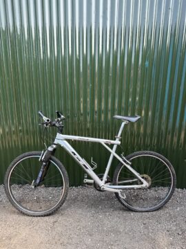 GT Zaskar, 20.5” frame, 26” wheels, Shimano Deore XT groupset for sale in York, North Yorkshire by Recycle York on SHIFTA marketplace. Top quality second-hand bikes online.