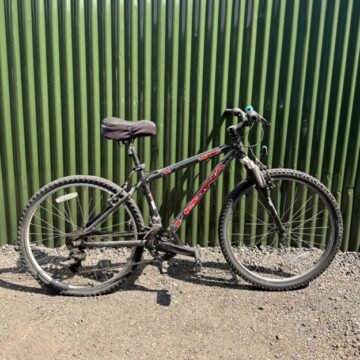 Kona Lana’ 16” frame, 26” wheels, v-brake, 21 speed for sale in York, North Yorkshire by Recycle York on SHIFTA marketplace. Top quality second-hand bikes online.