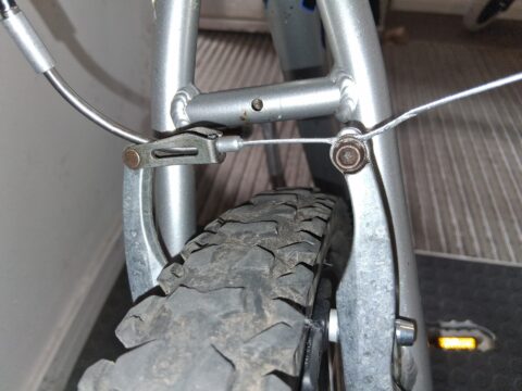 Specialized Hard Rock for sale in Bransholme, Hull by R-evolution on SHIFTA marketplace. Top quality second-hand bikes online.