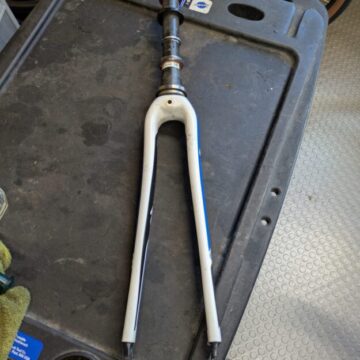 Specialized carbon road forks for sale in Retford by Retford Cycles on SHIFTA marketplace. Top quality second-hand bikes online.