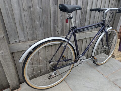 1997 Dawes Discovery 401 – Cro-Mo  Hybrid – 21" Frame for sale in Lancs by Handsome Devil on SHIFTA marketplace. Top quality second-hand bikes online.