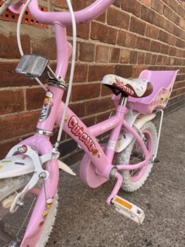 Apollo cupcake for sale in York, North Yorkshire by Recycle York on SHIFTA marketplace. Top quality second-hand bikes online.