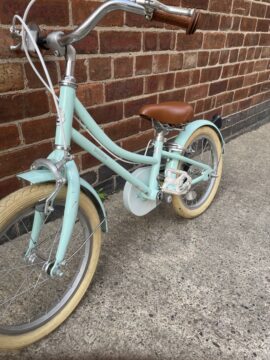 Bobbin city kids bike for sale in York, North Yorkshire by Recycle York on SHIFTA marketplace. Top quality second-hand bikes online.