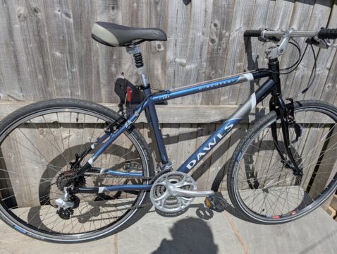Dawes discovery 301 19" frame 700c hybrid 24speed for sale in Lancs by Handsome Devil on SHIFTA marketplace. Top quality second-hand bikes online.