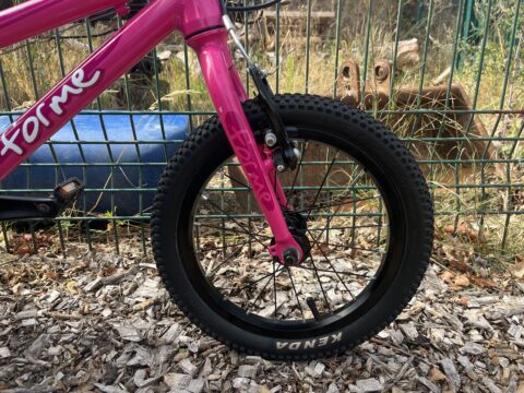 Forme Cubley 14" Kids Bike - Pink – GRADE B for sale in Yorkshire and The Humber by Club Bikes on SHIFTA marketplace. Top quality second-hand bikes online.