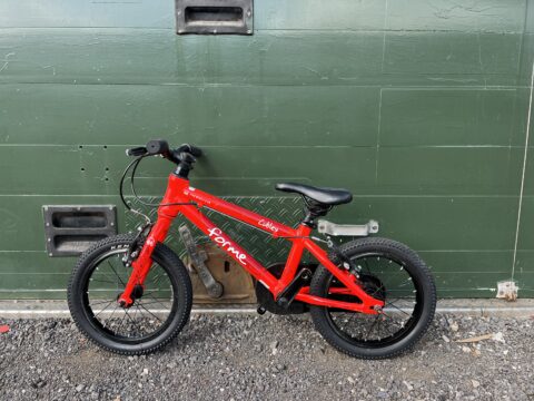 Forme Cubley 14" Kids Bike - Red – GRADE C for sale in Yorkshire and The Humber by Club Bikes on SHIFTA marketplace. Top quality second-hand bikes online.