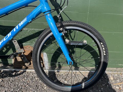 Forme Kinder MX20 Kids Bike - Blue – Grade C for sale in Yorkshire and The Humber by Club Bikes on SHIFTA marketplace. Top quality second-hand bikes online.