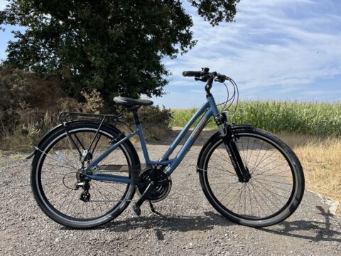 Forme Middleton Womens Hybrid Bike – 700c, Medium Frame - GRADE B for sale in Yorkshire and The Humber by Club Bikes on SHIFTA marketplace. Top quality second-hand bikes online.