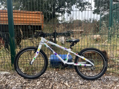 Frog 52 Kids Bike – Spotty - Grade B for sale in Yorkshire and The Humber by Club Bikes on SHIFTA marketplace. Top quality second-hand bikes online.