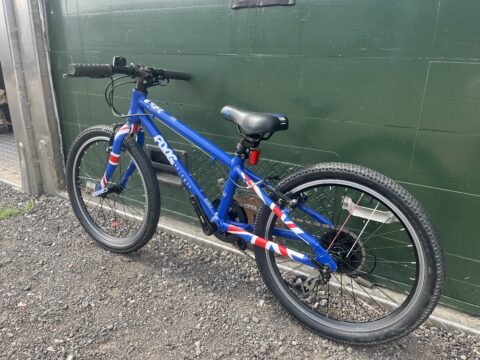 Frog 52 Kids Bike – Union Jack - Grade B for sale in Yorkshire and The Humber by Club Bikes on SHIFTA marketplace. Top quality second-hand bikes online.