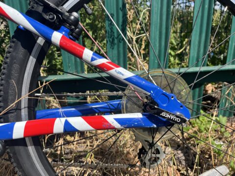 Frog 62 Kids Bike – Union Jack - Blue – Grade B for sale in Yorkshire and The Humber by Club Bikes on SHIFTA marketplace. Top quality second-hand bikes online.