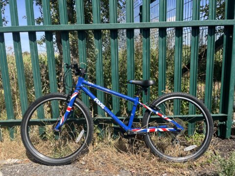 Frog 62 Kids Bike – Union Jack - Blue – Grade B for sale in Yorkshire and The Humber by Club Bikes on SHIFTA marketplace. Top quality second-hand bikes online.