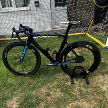Giant propel 2017 for sale in Rhydaman by The Bike Geeks on SHIFTA marketplace. Top quality second-hand bikes online.