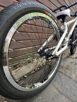 KHE Machete Lite Daniel Dhers Signature BMX – KHE Mac Tyres – 3 Piece Cranks – F for sale in Woking by T77BMX on SHIFTA marketplace. Top quality second-hand bikes online.