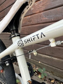 KHE Machete Lite Daniel Dhers Signature BMX – KHE Mac Tyres – 3 Piece Cranks – F for sale in Woking by T77BMX on SHIFTA marketplace. Top quality second-hand bikes online.