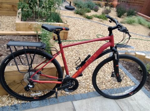 Marin San Raphael DS2 Hybrid Sports Bike for sale in Easingwold by GaryD on SHIFTA marketplace. Top quality second-hand bikes online.