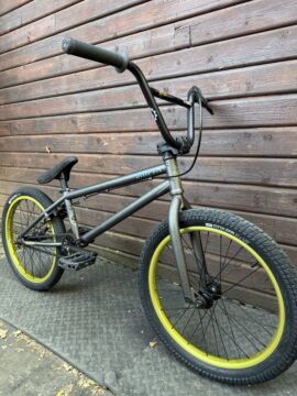 WeThePeople Justice Custom 20" BMX – Salt / Eclat – Serviced & Ready to Ride for sale in Woking by T77BMX on SHIFTA marketplace. Top quality second-hand bikes online.