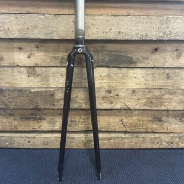 Dolan 700c rim brake carbon ridged fork for sale in York, North Yorkshire by Recycle York on SHIFTA marketplace. Top quality second-hand bikes online.