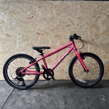 Forme Kinder MX20 Kids Bike - Purple - Grade B for sale in Yorkshire and The Humber by Club Bikes on SHIFTA marketplace. Top quality second-hand bikes online.