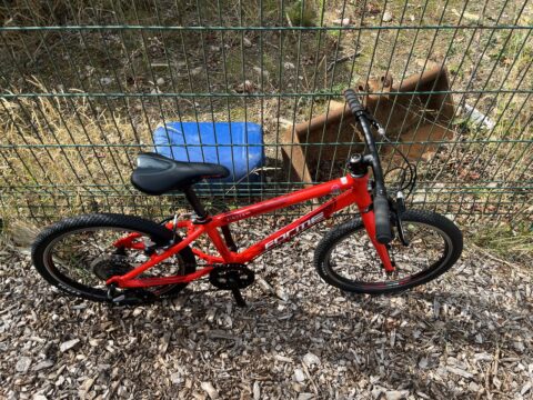 Forme Kinder MX20 Kids Bike - Red – Grade C for sale in Yorkshire and The Humber by Club Bikes on SHIFTA marketplace. Top quality second-hand bikes online.