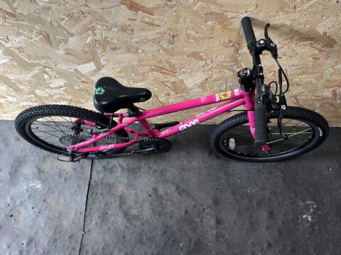 Frog 52 Kids Bike – Pink - Grade C for sale in Yorkshire and The Humber by Club Bikes on SHIFTA marketplace. Top quality second-hand bikes online.