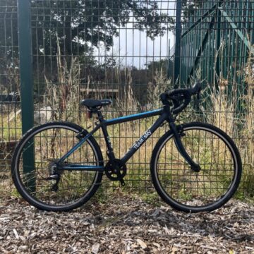 Frog 67 Kids Road Bike – Grade B - Black Team Sky for sale in Yorkshire and The Humber by Club Bikes on SHIFTA marketplace. Top quality second-hand bikes online.
