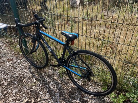 Frog 67 Kids Road Bike – Grade B - Black Team Sky for sale in Yorkshire and The Humber by Club Bikes on SHIFTA marketplace. Top quality second-hand bikes online.
