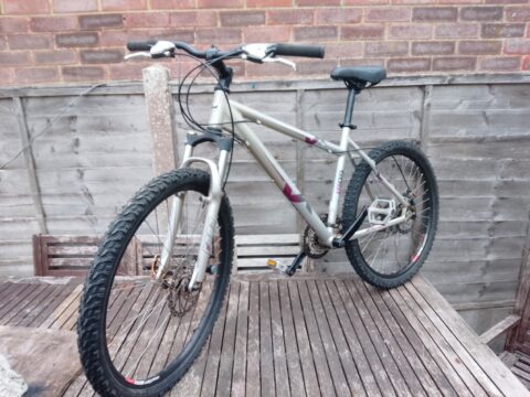 Dawes XC 1.4 Disc for sale in Ware by CallOnCal on SHIFTA marketplace. Top quality second-hand bikes online.
