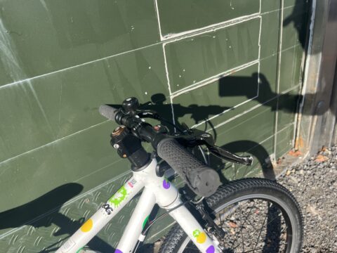 Frog 53 Kids Bike – White Spotty - Grade B for sale in Yorkshire and The Humber by Bike Club on SHIFTA marketplace. Top quality second-hand bikes online.