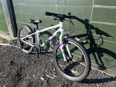 Frog 53 Kids Bike – White Spotty - Grade B for sale in Yorkshire and The Humber by Bike Club on SHIFTA marketplace. Top quality second-hand bikes online.