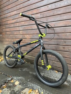 Mongoose Scan R50 20" BMX Bike - Custom Black Yellow - Serviced for sale in Woking by T77BMX on SHIFTA marketplace. Top quality second-hand bikes online.