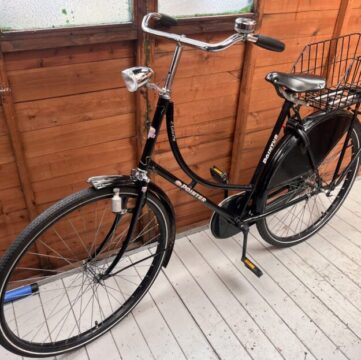 Pointer Glorie genuine Dutch bike for sale in Copplestone, Mid Devon by Crankworks on SHIFTA marketplace. Top quality second-hand bikes online.