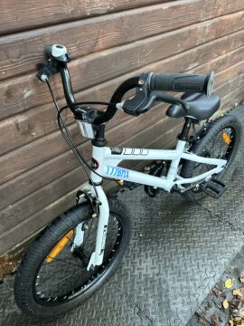 RoyalBaby Freestyle 20" Kids BMX Style Bike – White – Excellent Condition for sale in Woking by T77BMX on SHIFTA marketplace. Top quality second-hand bikes online.
