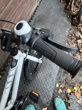RoyalBaby Freestyle 20" Kids BMX Style Bike – White – Excellent Condition for sale in Woking by T77BMX on SHIFTA marketplace. Top quality second-hand bikes online.