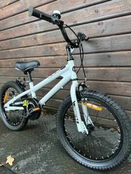 RoyalBaby Freestyle 20" Kids BMX Style Bike – White – Excellent Condition for sale in Woking by T77BMX on SHIFTA marketplace. Top quality second-hand bikes online.