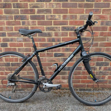 Specialized Globe Expert - 55cm - Carbon forks and seat stays for sale in the South East by Kgbikes on SHIFTA marketplace. Top quality second-hand bikes online.